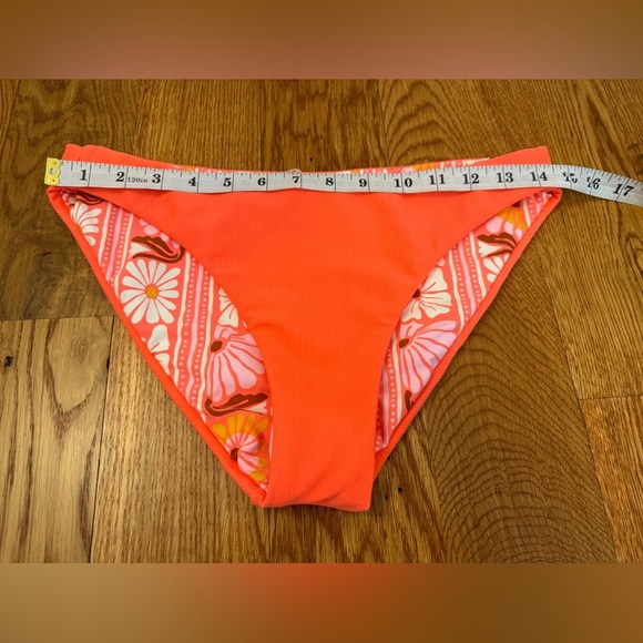 Maaji Reversible Retro Flowers Bikini Bottoms Size Large - Picture 6 of 12